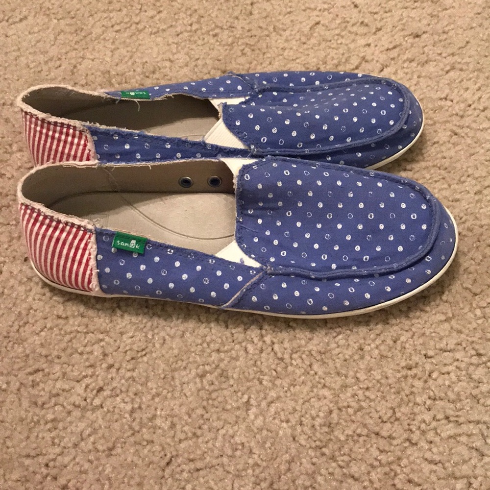Red, white, and blue Sanuk